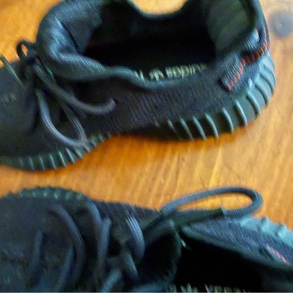adidas gazelle silver green womens Adidas Yeezy Boost 350 V2 Black Red Bred main image 0